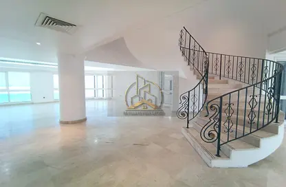 Apartment - 4 Bedrooms - 5 Bathrooms for rent in Khalifa Street - Abu Dhabi