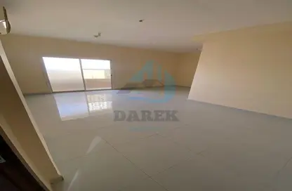 Apartment - 1 Bedroom - 2 Bathrooms for rent in Al Jurf 3 - Al Jurf - Ajman Downtown - Ajman