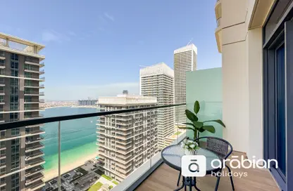 Apartment - 1 Bedroom - 2 Bathrooms for sale in Marina Vista - EMAAR Beachfront - Dubai Harbour - Dubai