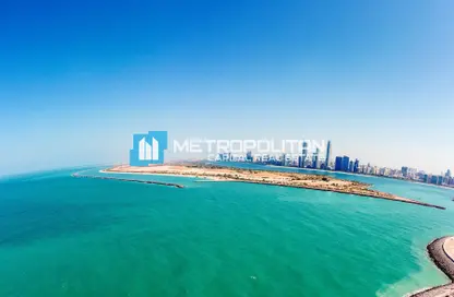 Apartment - 2 Bedrooms - 3 Bathrooms for sale in Fairmont Marina Residences - The Marina - Abu Dhabi