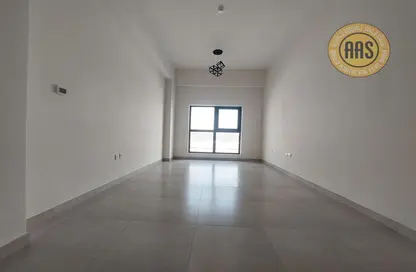 Apartment - 1 Bathroom for rent in Dubai Investment Park 1 (DIP 1) - Dubai Investment Park (DIP) - Dubai