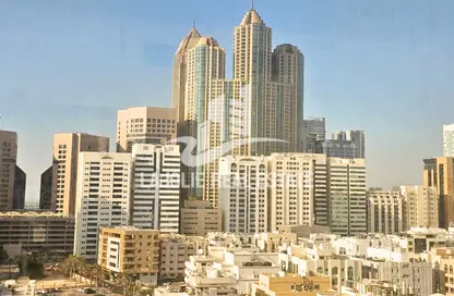 Apartment - 3 Bedrooms - 3 Bathrooms for rent in Hamdan Street - Abu Dhabi