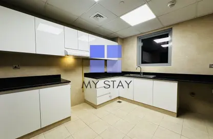 Apartment - 1 Bedroom - 2 Bathrooms for rent in Jumeirah Garden City - Al Satwa - Dubai