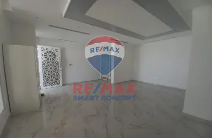 Townhouse - 7 Bedrooms for rent in SE39 - Khalifa City - Abu Dhabi