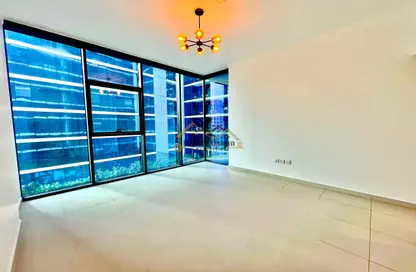 Apartment - 1 Bedroom - 2 Bathrooms for rent in Azurite Tower - Al Jaddaf - Dubai