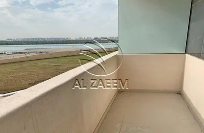 Apartment - 2 Bedrooms - 3 Bathrooms for sale in Marina Bay by DAMAC - Najmat Abu Dhabi - Al Reem Island - Abu Dhabi