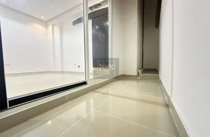 Apartment - 1 Bedroom - 1 Bathroom for rent in Between Two Bridges - Abu Dhabi