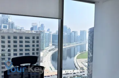 Office Space - Studio - 1 Bathroom for rent in The Binary Tower - Business Bay - Dubai