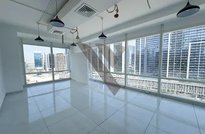 Office Space - Studio for rent in Tamani Art Tower - Business Bay - Dubai