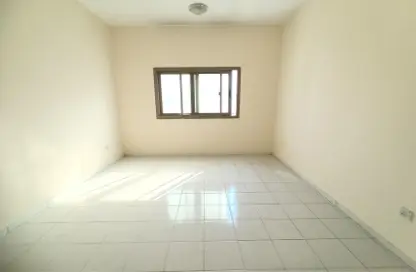 Apartment - 2 Bedrooms - 1 Bathroom for rent in Fire Station Road - Muwaileh - Sharjah