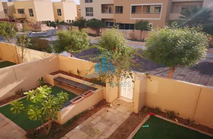 Townhouse - 4 Bedrooms - 6 Bathrooms for rent in Muzera Community - Al Raha Gardens - Abu Dhabi