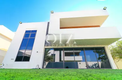 Villa - 5 Bedrooms - 5 Bathrooms for sale in West Yas - Yas Island - Abu Dhabi