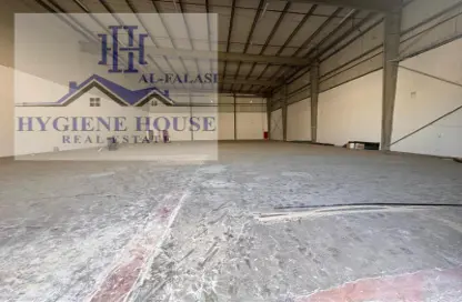 Warehouse - Studio for rent in Umm Al Thuoob - Umm Al Quwain