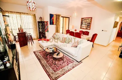 Apartment - 3 Bedrooms - 4 Bathrooms for sale in Shams 2 - Shams - Jumeirah Beach Residence - Dubai