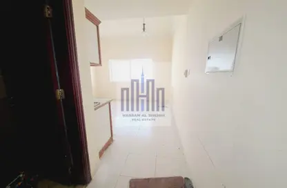 Apartment - 1 Bathroom for rent in GGICO Building Moweilah - Muwaileh Commercial - Sharjah