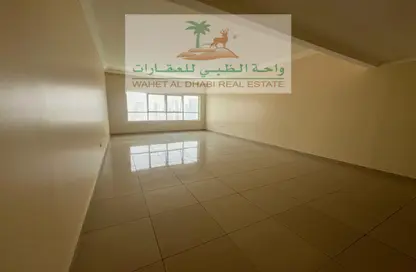 Apartment - 3 Bedrooms - 4 Bathrooms for rent in Al Mamzar Tower - Al Mamzar - Sharjah - Sharjah