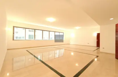 Empty Room image for: Apartment - 4 Bedrooms - 5 Bathrooms for rent in Corniche Road - Abu Dhabi, Image 1