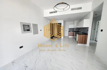 Apartment - 2 Bedrooms - 3 Bathrooms for sale in The Gate - Masdar City - Abu Dhabi