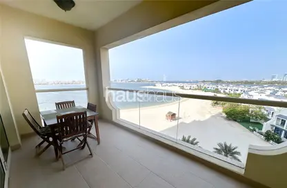 Apartment - 2 Bedrooms - 3 Bathrooms for rent in Al Haseer - Shoreline Apartments - Palm Jumeirah - Dubai