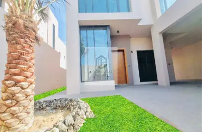 Villa - 4 Bedrooms - 6 Bathrooms for rent in Al Garhoud Villas - Al Garhoud - Dubai