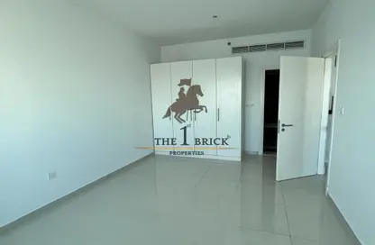 Apartment - 1 Bedroom - 2 Bathrooms for rent in Marina Bay by DAMAC - Najmat Abu Dhabi - Al Reem Island - Abu Dhabi