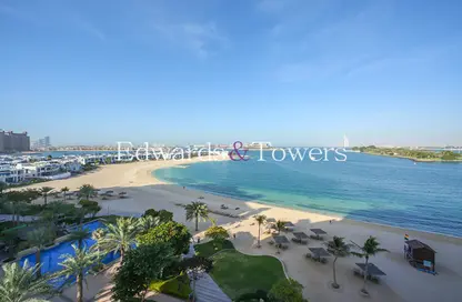 Apartment - 2 Bedrooms - 3 Bathrooms for rent in Al Hatimi - Shoreline Apartments - Palm Jumeirah - Dubai