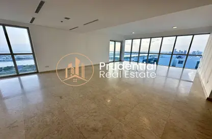 Apartment - 3 Bedrooms - 3 Bathrooms for rent in Rihan Heights - Grand Mosque District - Abu Dhabi