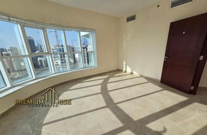 Apartment - 1 Bathroom for rent in New Dubai Gate 2 - JLT Cluster A - Jumeirah Lake Towers - Dubai