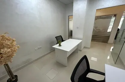 Business Centre - Studio - 1 Bathroom for rent in Al Rostamani Building - Port Saeed - Deira - Dubai