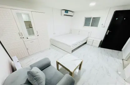 Apartment - 1 Bathroom for rent in Khalifa City A - Khalifa City - Abu Dhabi