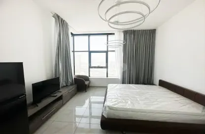 Apartment - 1 Bathroom for sale in The Square Tower - Jumeirah Village Circle - Dubai