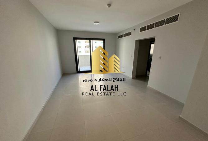 Apartment - 1 Bedroom - 1 Bathroom for rent in Zayd Bin Aslam Street - Abu shagara - Sharjah