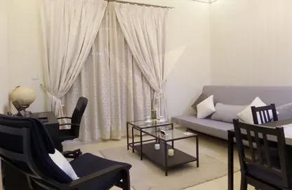 Apartment - 1 Bedroom - 1 Bathroom for rent in Tala 2 - Queue Point - Dubai Land - Dubai