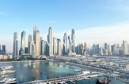 Apartment - 2 Bedrooms - 2 Bathrooms for sale in Marina Vista - EMAAR Beachfront - Dubai Harbour - Dubai