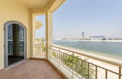 Villa - 5 Bedrooms - 5 Bathrooms for rent in Garden Homes Frond M - Garden Homes - Palm Jumeirah - Dubai