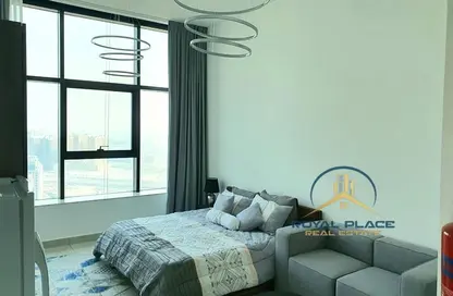 Apartment - 1 Bathroom for rent in The Square Tower - Jumeirah Village Circle - Dubai