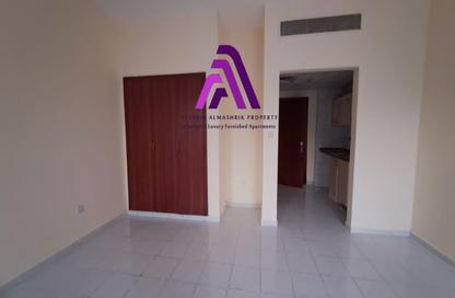 Apartment - Studio - 1 Bathroom for rent in Y24 - England Cluster - International City - Dubai