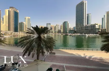 Apartment - 4 Bedrooms - 6 Bathrooms for sale in The Point - Dubai Marina - Dubai