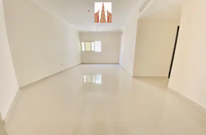 Apartment - 2 Bedrooms - 2 Bathrooms for rent in Muwaileh 29 Building - Muwaileh - Sharjah