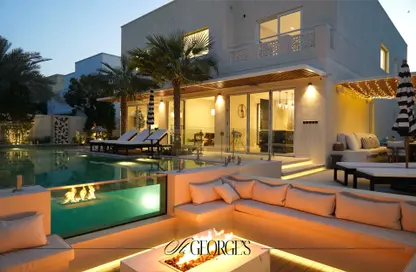 Villa - 4 Bedrooms - 5 Bathrooms for sale in Meadows 2 - Meadows - Dubai