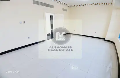 Apartment - 2 Bedrooms - 2 Bathrooms for rent in Al Muroor Building - Sultan Bin Zayed the First Street - Muroor Area - Abu Dhabi