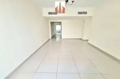 Apartment - 1 Bedroom - 2 Bathrooms for rent in Muwailih Building - Muwaileh - Sharjah