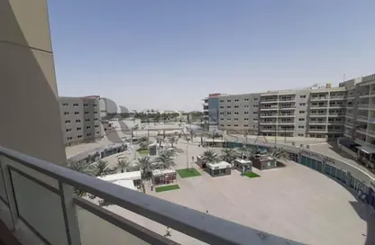 Apartment - 1 Bedroom - 2 Bathrooms for sale in Tower 16 - Al Reef Downtown - Al Reef - Abu Dhabi