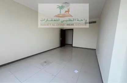 Apartment - 2 Bedrooms - 3 Bathrooms for rent in Qasimia 10 building - Al Mahatta - Al Qasimia - Sharjah