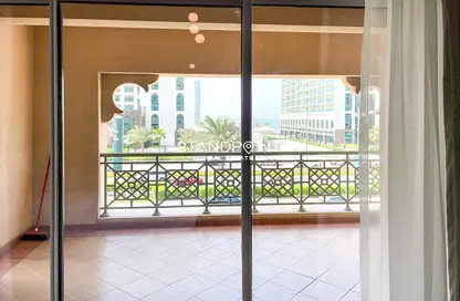 Apartment - 2 Bedrooms - 3 Bathrooms for sale in Golden Mile 3 - Golden Mile - Palm Jumeirah - Dubai