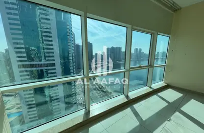 Apartment - 2 Bedrooms - 3 Bathrooms for rent in Al Khan Corniche - Al Khan - Sharjah