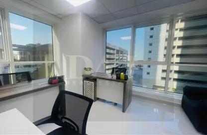 Office Space - Studio - 1 Bathroom for rent in Aspin Tower - Sheikh Zayed Road - Dubai