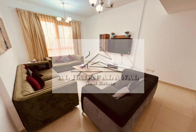 Apartment - 2 Bedrooms - 3 Bathrooms for rent in Danat Al Khan Tower - Al Khan Lagoon - Al Khan - Sharjah