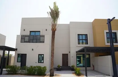 Townhouse - 3 Bedrooms - 5 Bathrooms for sale in Sharjah Sustainable City - Sharjah