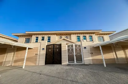 Villa - 5 Bedrooms - 7 Bathrooms for rent in Al Khabisi - Al Ain